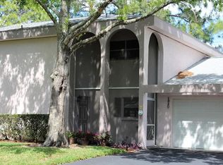 1320 Palmer Ln, Palm Harbor, FL 34685