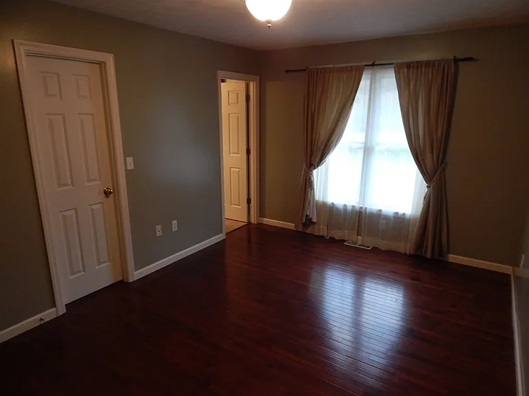 2054 Pinecrest Dr — Photo 12