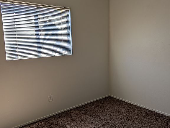 5th image of 473 Rexford Dr APT 1