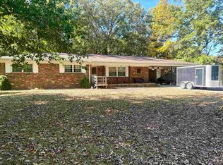 3365 Hickerson Ave, Tuscumbia, AL 35674