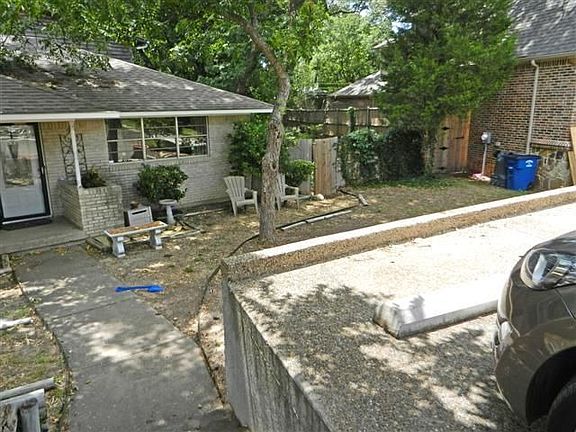 4th image of 7758 Goforth Cir