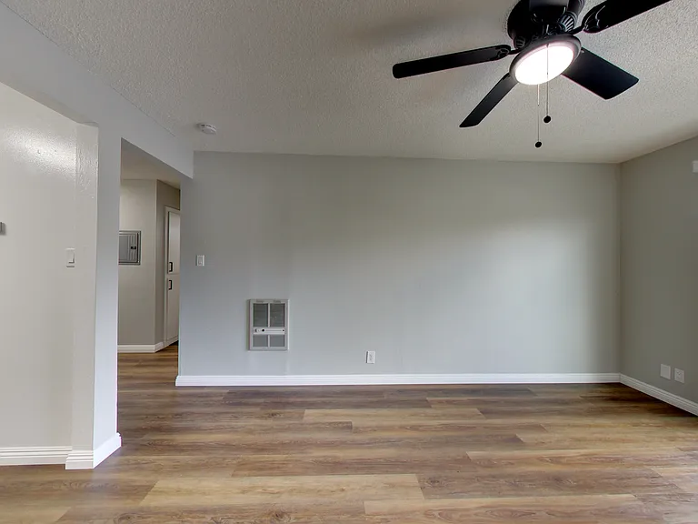 PARKWEST APARTMENTS — Photo 18