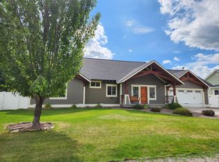 28 Mackenzie Ln, Bigfork, MT 59911