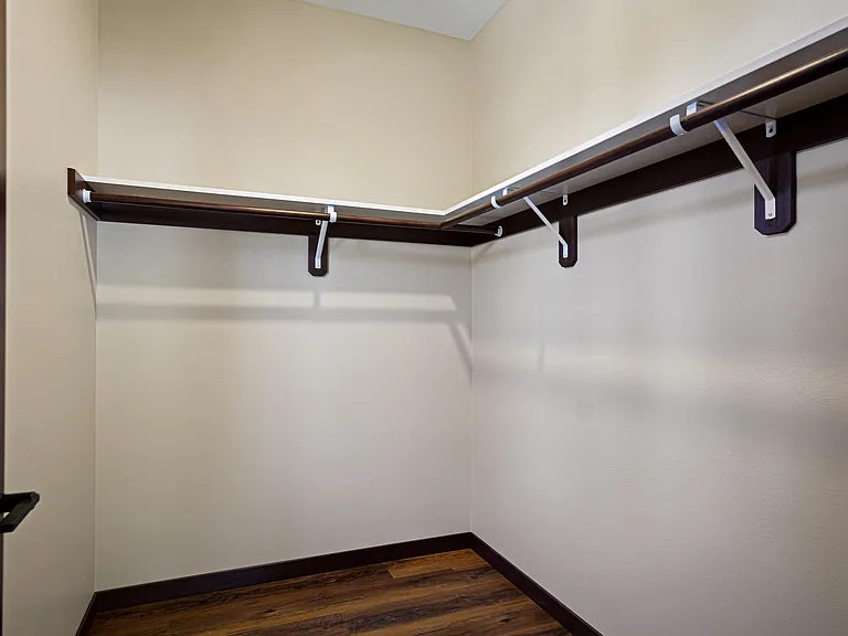 902 Menomonie St #22 — Photo 10