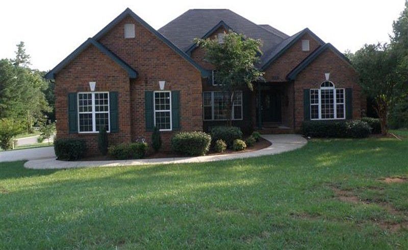 1st image of 2595 Camelia Pointe Dr