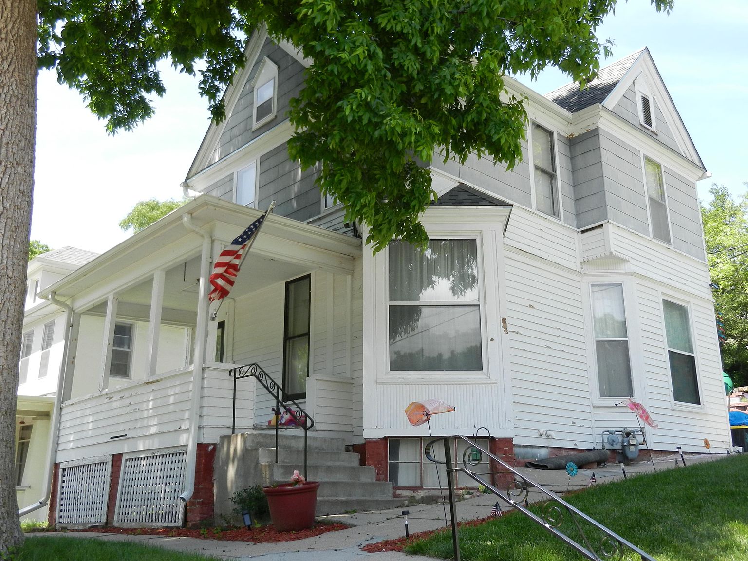 453 Frank St, Council Bluffs, IA 51503 Zillow
