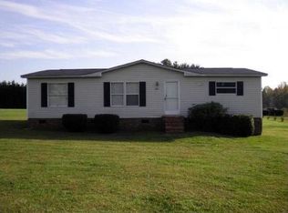 210 Hidden Lake Dr, Stokesdale, NC 27357