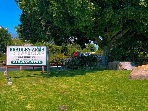 Bradley Arms Photo 1