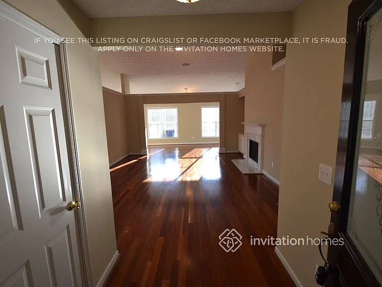 2121 Prospect Walk Way — Photo 2