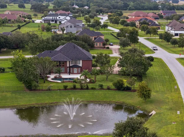 8826 Crown Jewel Dr, Richmond, TX 77469
