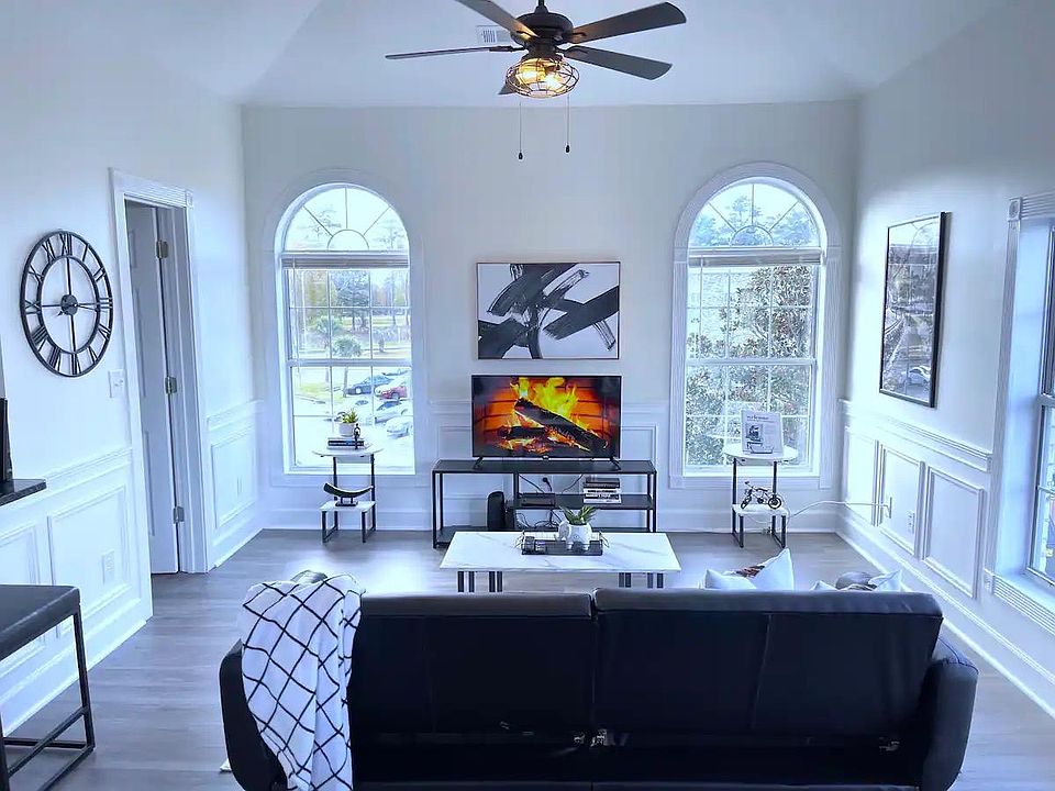 1st image of 4703 Wild Iris Dr #305