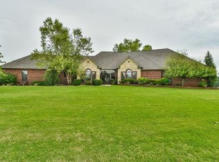 13813 SW 38th St, Yukon, OK 73099