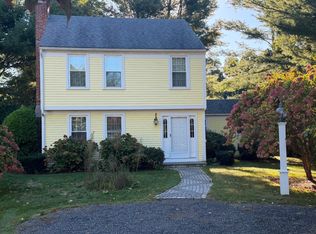 90 Capn Lijahs Rd, Centerville, MA 02632