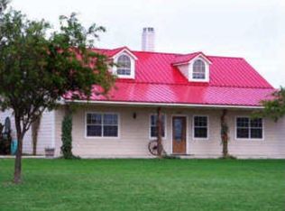 397 Longbranch Dr, Decatur, TX 76234