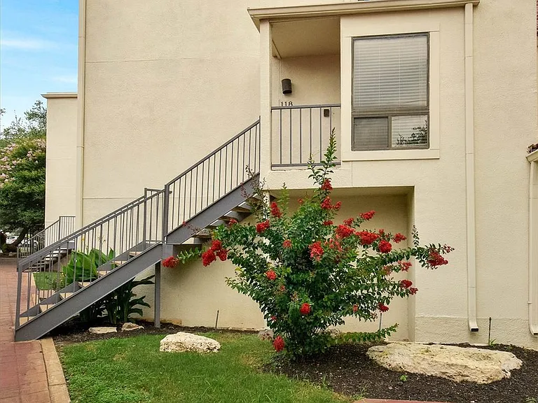2918 Ranch Road 620 N #C118 — Photo 27