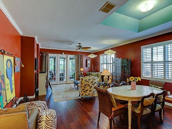 4th image of 7523 Berna Ln