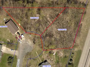 Alexander Ct, Faribault, MN 55021