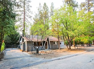 1000 Robinhood Blvd, Big Bear City, CA 92314