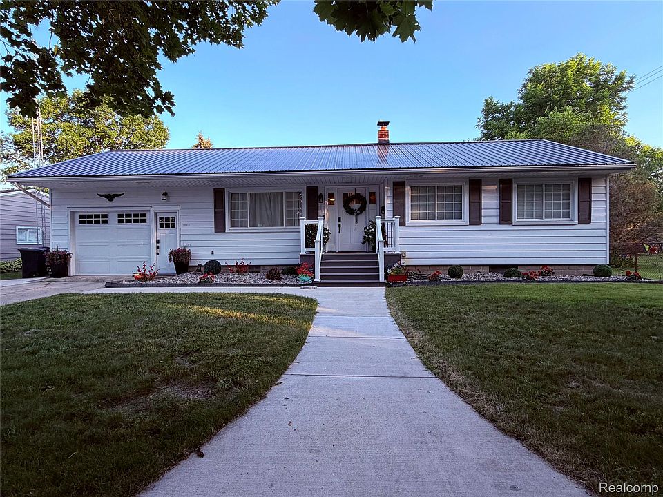 1st image of 6760 Pine St