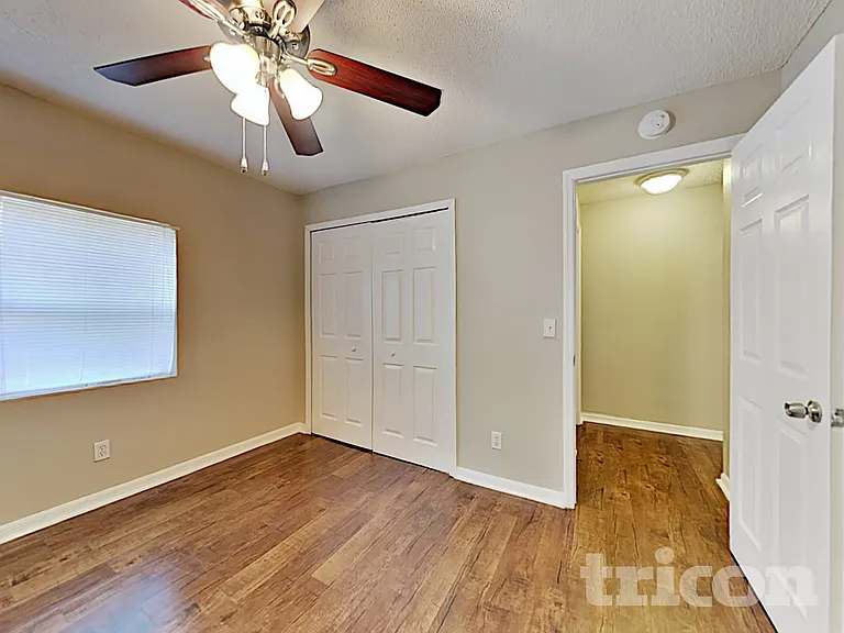 2025 Helm Ln — Photo 19