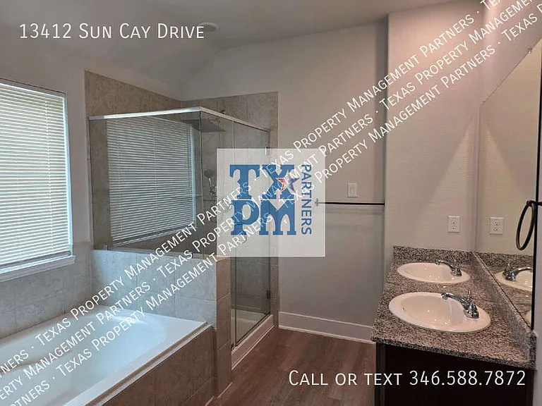 13412 Sun Cay Dr — Photo 8