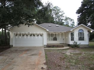 2426 Camden Dr, Navarre, FL 32566