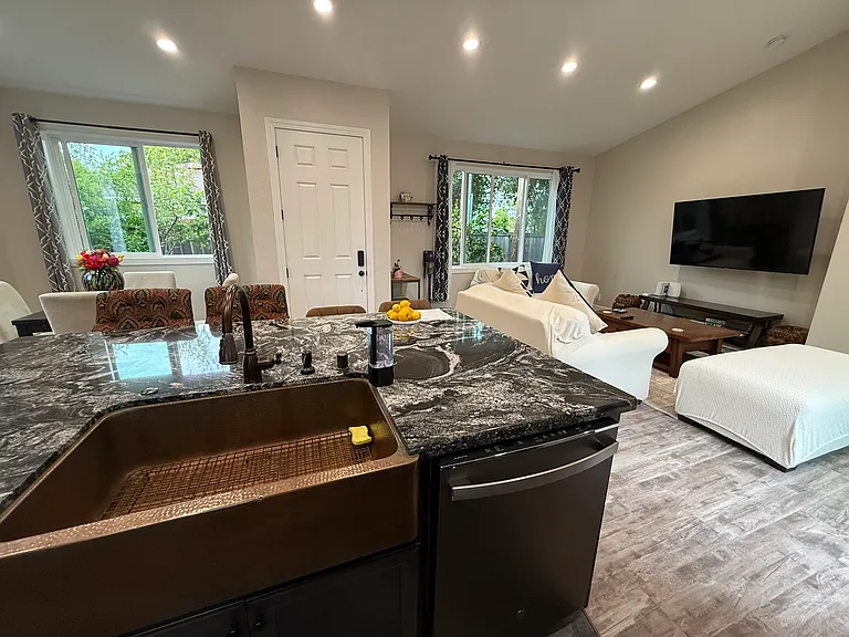 1598 Valota Rd — Photo 39