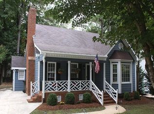 7008 Sandringham Dr, Raleigh, NC 27613