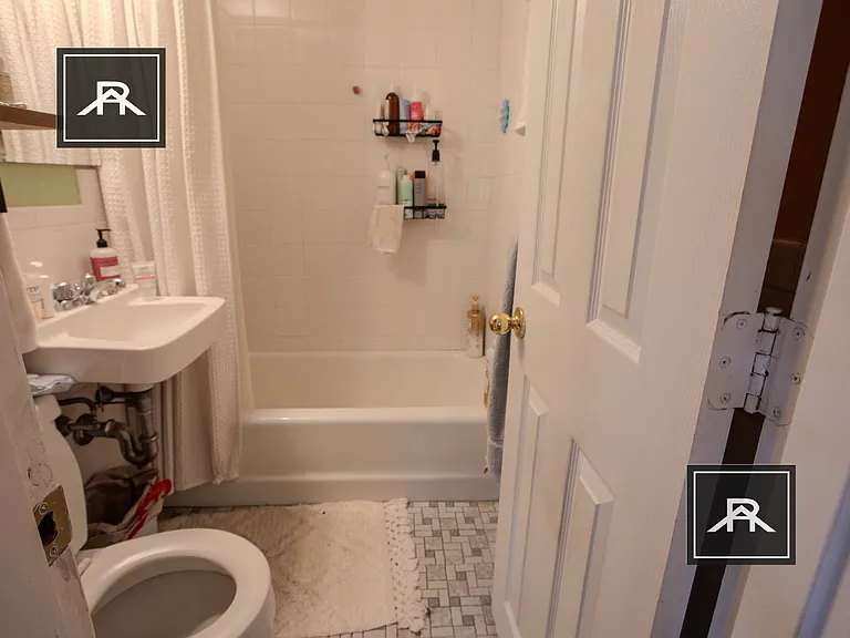 901 Beacon St #1 — Photo 5