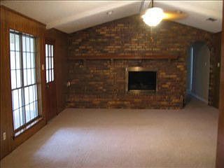 2nd image of 523 Mayfield Ave