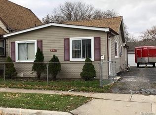 8646 Dodge Ave, Warren, MI 48089