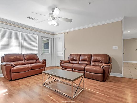 4th image of 1725 Harvey Mitchell Pkwy S APT 2422
