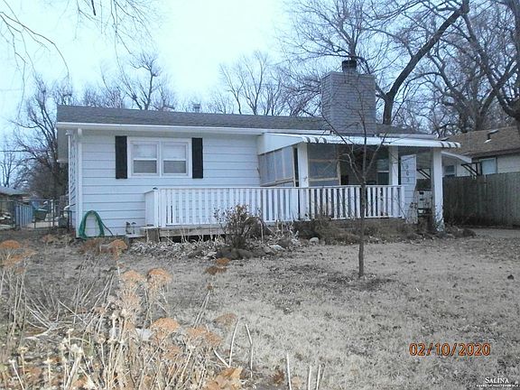 2nd image of 903 Hancock Ave