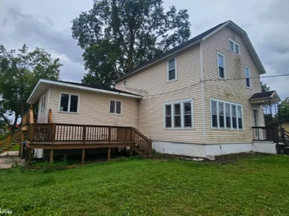 605 E Main Ave, Rockford, IA 50468