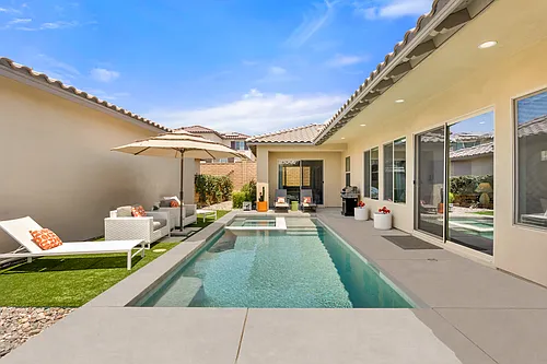 80352 Platinum Way Photo 1