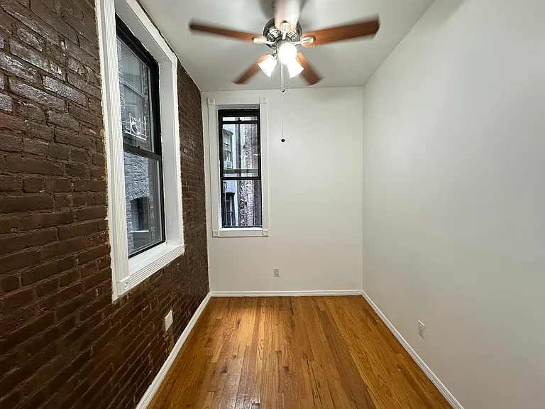 40 Rivington St #22 — Photo 17