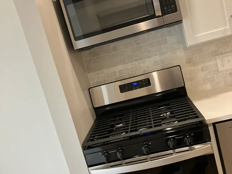 New gas stove and microwave