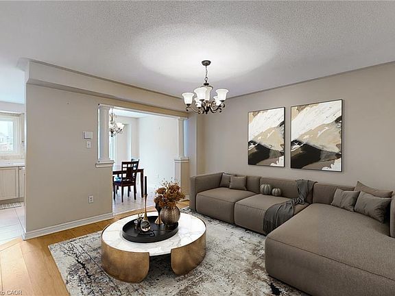 2nd image of 21 Eastview Gate #36
