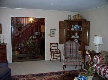 2nd image of 1901 Sleepy Hollow Dr