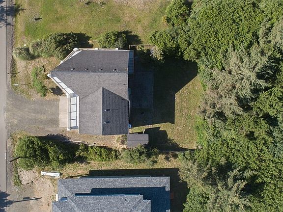 2nd image of 108 Sand Dune Ave SW