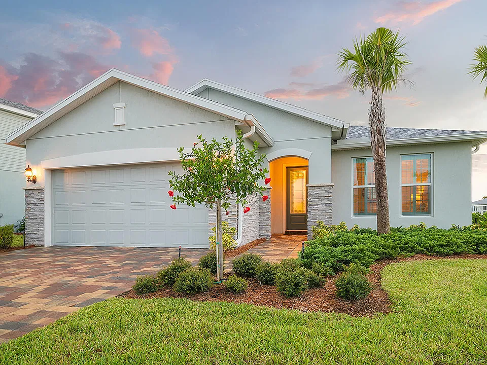 10346 SW Captiva Dr