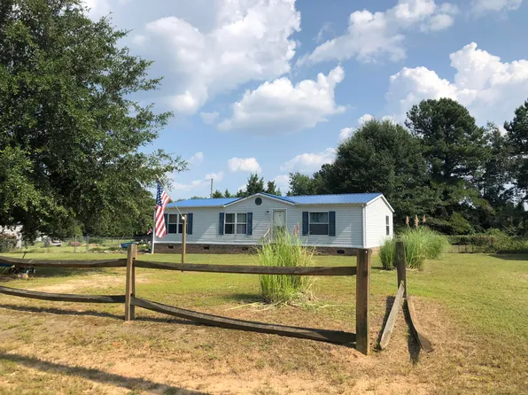 122 Gattis St, Rockingham, NC 28379