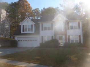 621 Simon Park Cir, Lawrenceville, GA 30045