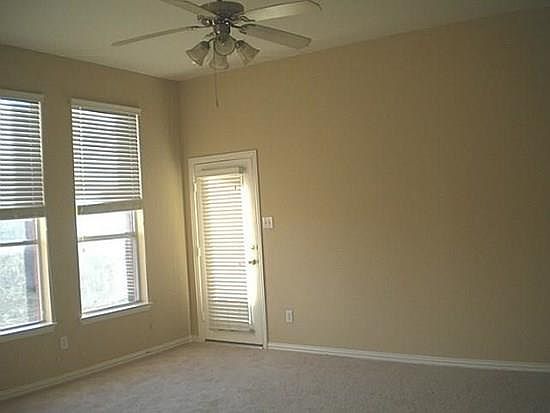 2nd image of 2728 Lake Ridge Dr