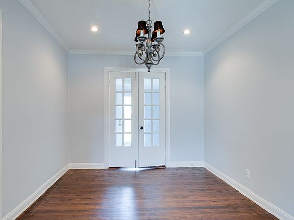 5th image of 2206 Piedmont Pl