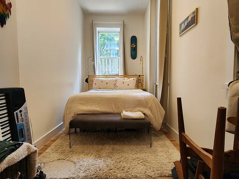 736 Leonard St #1R — Photo 4
