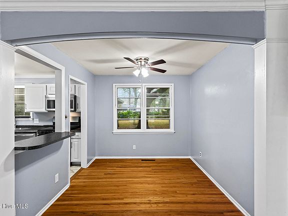 5th image of 506 Dogwood Lane
