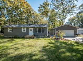 880 N Van Eyck St, Muskegon, MI 49442