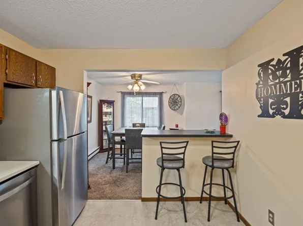 1573 Arundel St APT 204, Saint Paul, MN 55117