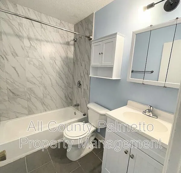 256 Fleming Rd #D — Photo 7